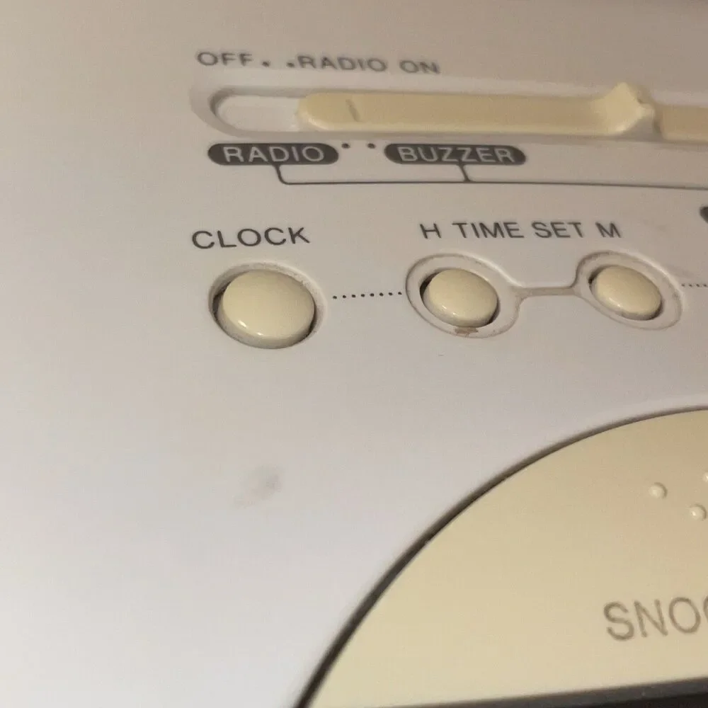 Sony Dream Machine ICF-C111 AM FM Alarm Clock Radio White Snooze Tested